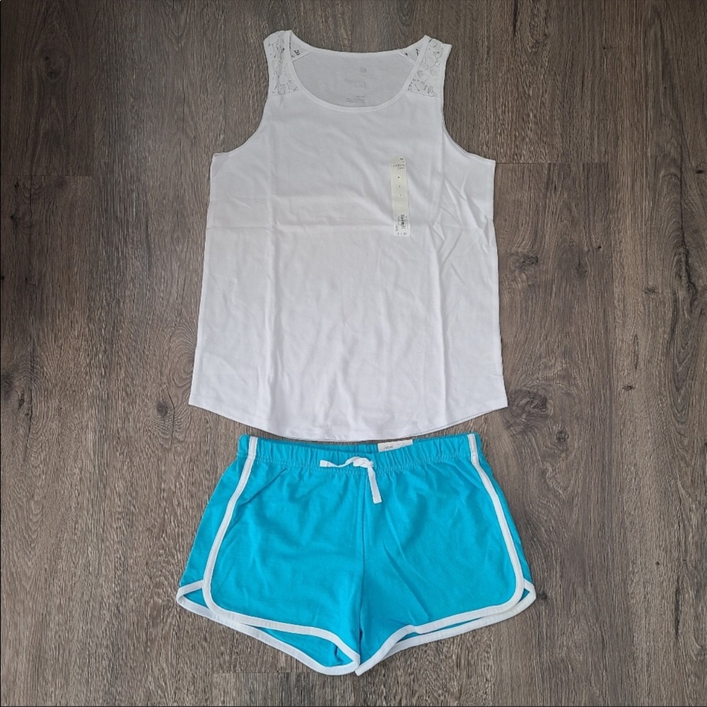 Tank top and shorts.